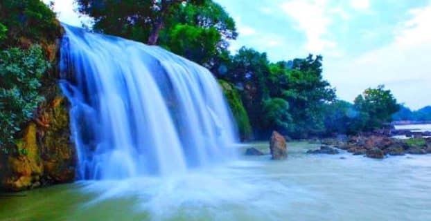 air terjun toroan