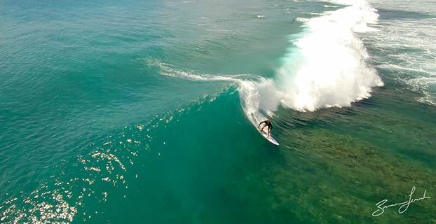 surfing di pulau enggano bengkulu