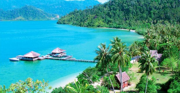 tempat bulan madu romantis indonesia, tempat honeymoon indonesia, rekomendasi wisata bulan madu di indonesia, pulau cubadak sumatera barat