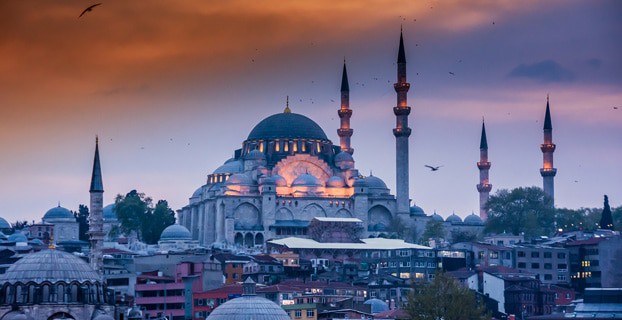 Kemegahan Masjid Raya Sulaimaniah di Istanbul Turki  