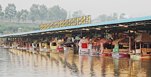floating market lembang, floating market lembang bandung, foto floating market lembang, kuliner floating market lembang bandung, wisata kuliner floating market lembang