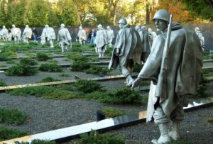 wisata korea selatan, monumen perang korea, korean war statues, patung tentara korea