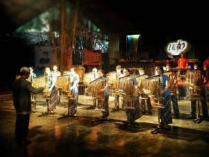 tempat wisata di bandung, saung angklung udjo