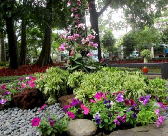 √ 11 Taman Tempat Nongkrong Yang Asik Di Bandung | Wisatalova
