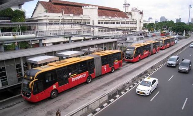 Bus Transit Jakarta Ciracas Dc