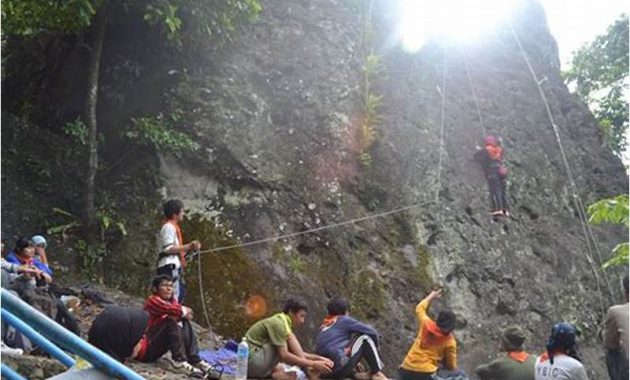 Tebing Gunung Padang