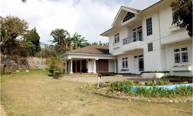 Villa Kapasitas 100 Orang