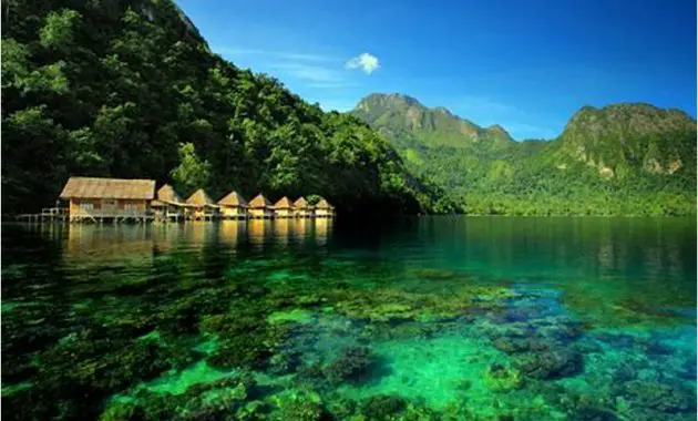 Pantai Maluku