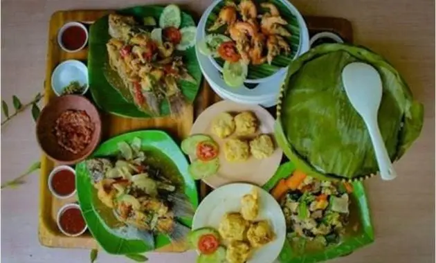 Harga Menu Makanan Di Kampung Turis Karawang
