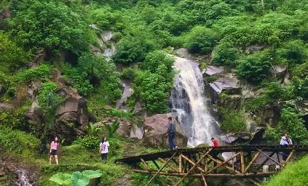 Air Terjun Coban Rais