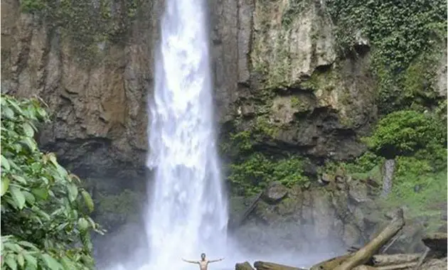 Air Terjun Di Medan