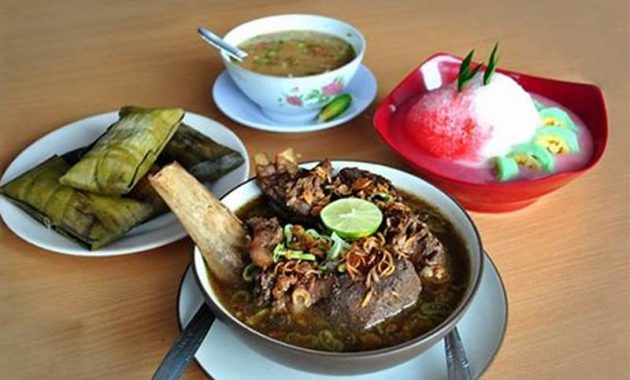 Wisata Kuliner Makassar