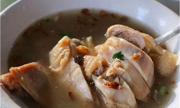 Sop Ayam Pak Min