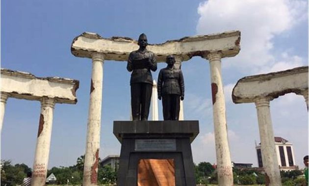Monumen Pahlawan