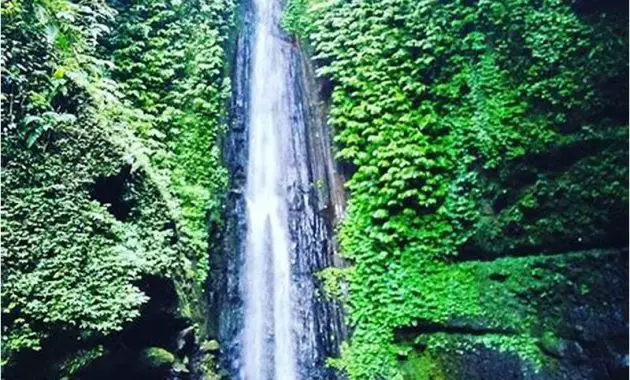 Air Terjun Jeruk Manis