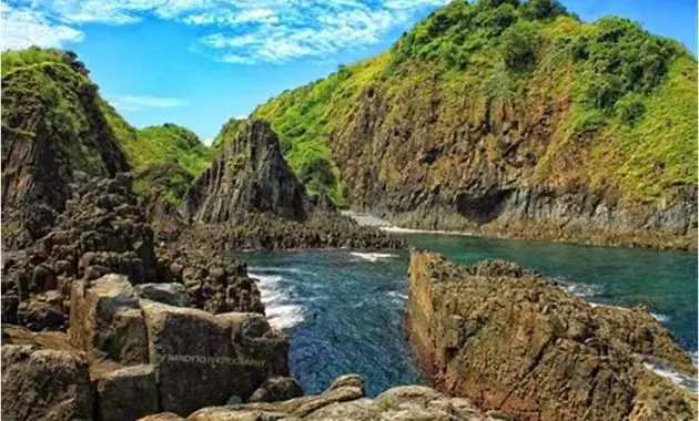 Pantai Semeti